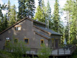 Fernie Hotel - Red Tree Hideaway